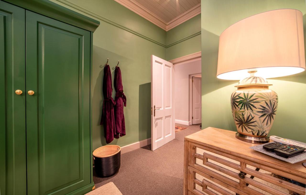 La Fontaine Boutique Hotel By The Oyster Collection Franschhoek Bagian luar foto